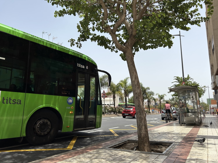 Parada de guagua en La Cuesta